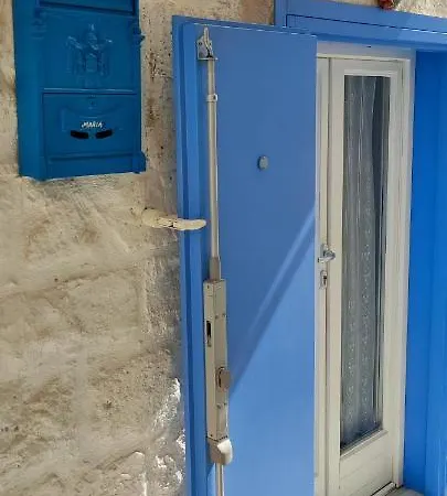 ...su Porta San Demetrio Holiday home